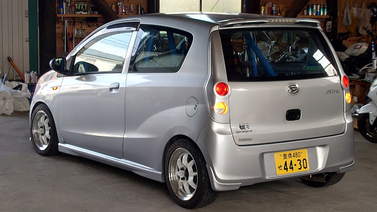 ミラのテールランプのこだわり・DIY・テールランプ塗装・テールランプ加工・塗装に関するカスタム事例の投稿画像10枚目