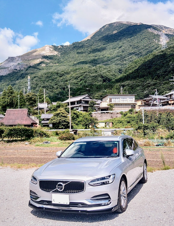V90のボルボ・お盆・夏っぽい写真展・山と愛車・滋賀県に関するカスタム事例の投稿画像1枚目