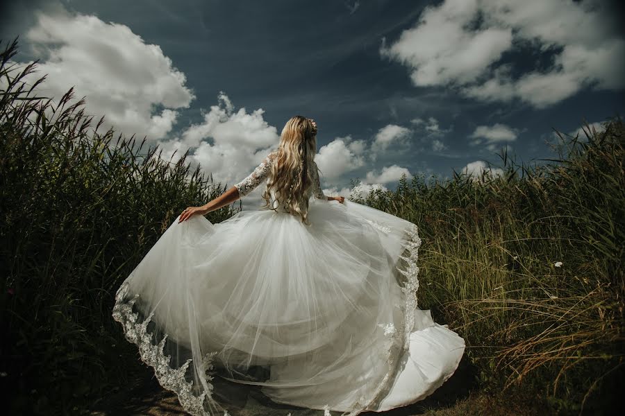 Photographe de mariage Irina Semenova (lampamira). Photo du 16 juillet 2018