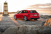 The Audi RS 4 Avant covers all the bases.