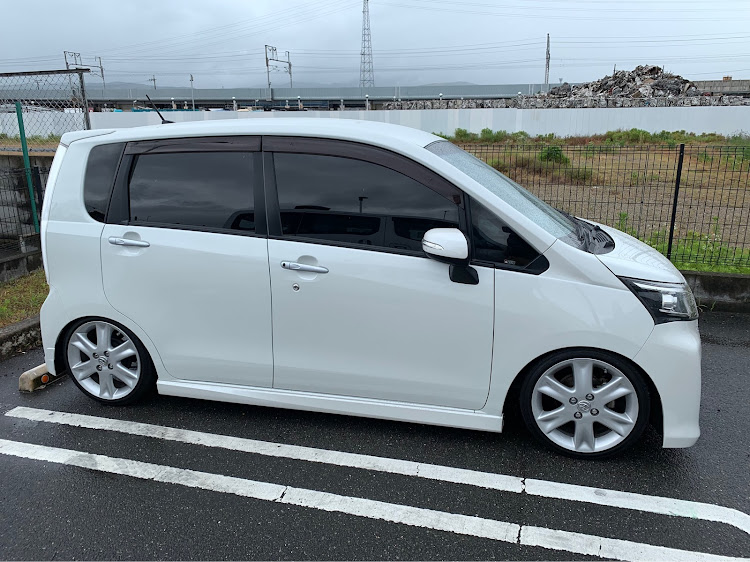 ムーヴカスタムの軽自動車・ムーヴカスタム・LA100S・車高調・純正アルミに関するカスタム事例の投稿画像3枚目