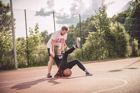 Pulmafotograaf Bartosz Kowal (latajacykowal). Foto tehtud 9 veebruar 2017