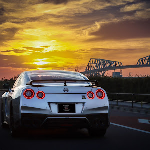 NISSAN GT-R R35