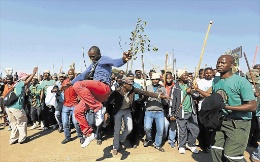 Green, symbolising Amcu, dominates at Lonmin mine in Marikana