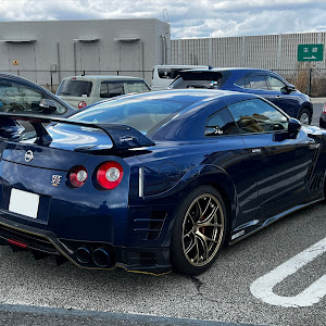 NISSAN GT-R R35