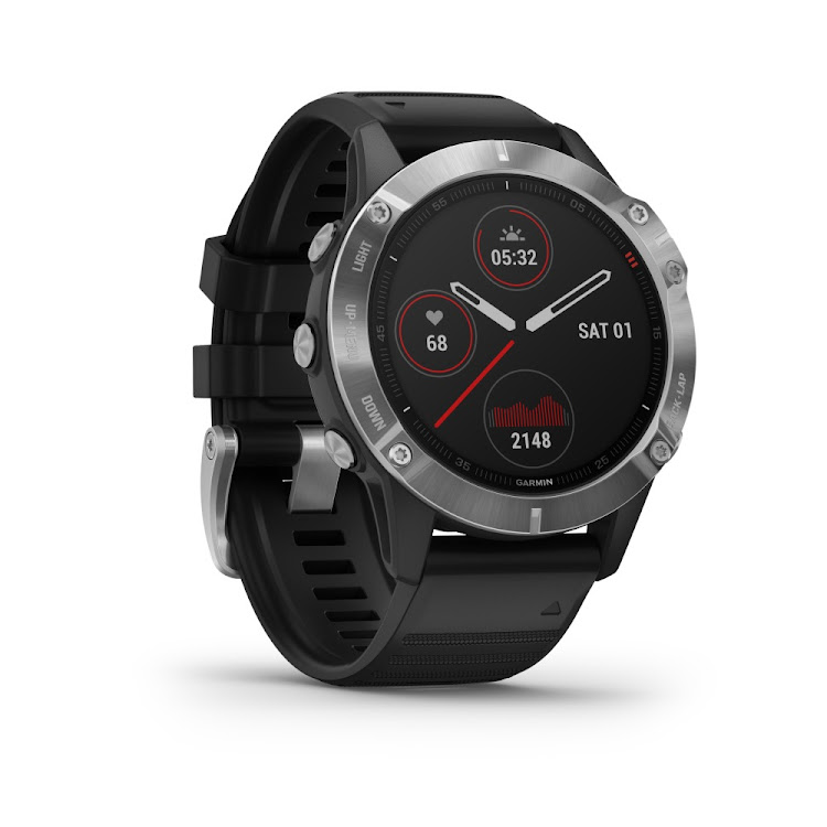 The Garmin Fēnix 6 Multisport GPS.