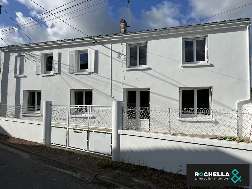 Vente maison 7 pièces 186 m² à Ecoyeux (17770), 254 400 €