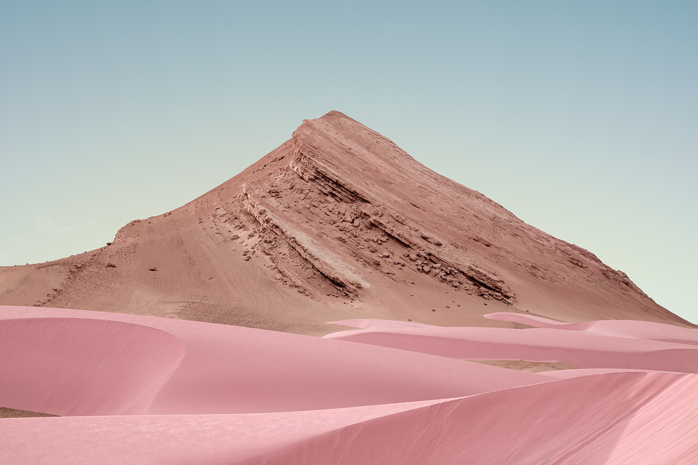 desert Jonas daley Magic Reality pink desert sand hill wallpaper 壁纸  粉色沙漠 魔幻现实 鸣沙山