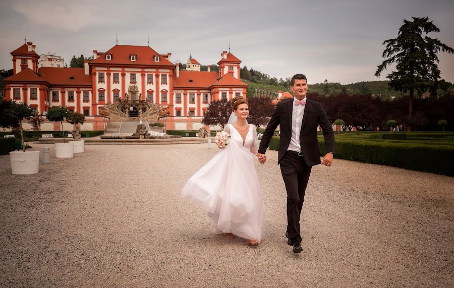 ช่างภาพงานแต่งงาน Elena Vazhenina (weddingprague) ภาพเมื่อ 22 มกราคม 2019