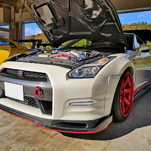 NISSAN GT-R R35