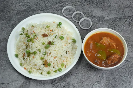 Veg Fried Rice With Chilli Chicken