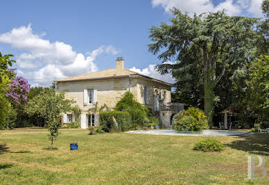 Maison avec piscine 3