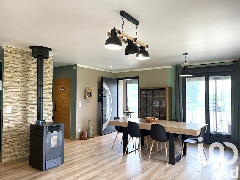 Vente maison 6 pièces 147 m² à Davrey (10130), 240 000 €