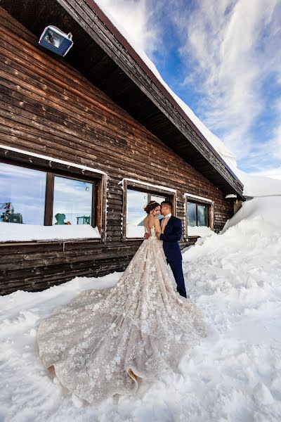 Wedding photographer Alya Kulikova (kulikovaalya). Photo of 23 April 2018