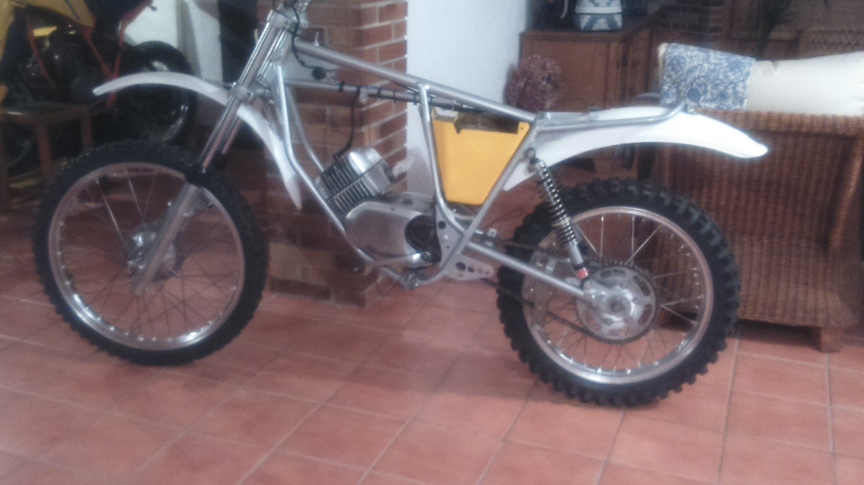 puch - Puch Cobra MC75 convertida a MC75 Cross * Jce2 J141jgLtRjAtWzvpncepk5WTY4kiQnp1bZCRj7VS9vM=w1766-h993-no