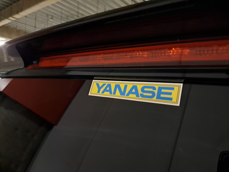Vクラスのv220d・ヤナセステッカー復活・バックカメラ点検・ディーラー行くと直るに関するカスタム事例の投稿画像10枚目