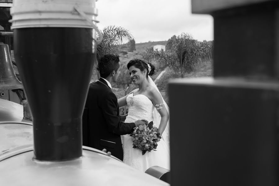 Fotógrafo de casamento Volney Henrique Rodrigues (volneyhenrique2). Foto de 31 de outubro 2015