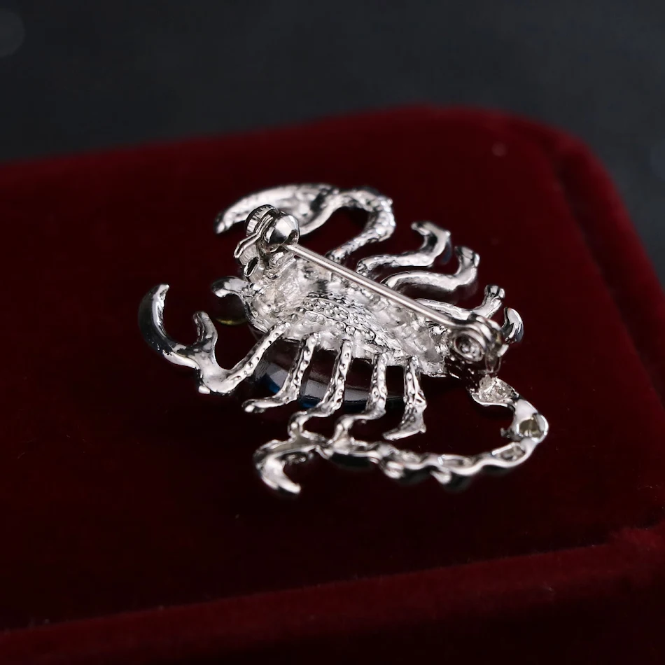Zuid-Korea Scorpion kristal speld voor heren en dames Koreaanse stijl All-match corsage broche Veelzijdige mode accessoire