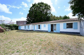 maison à Les Portes-en-Ré (17)