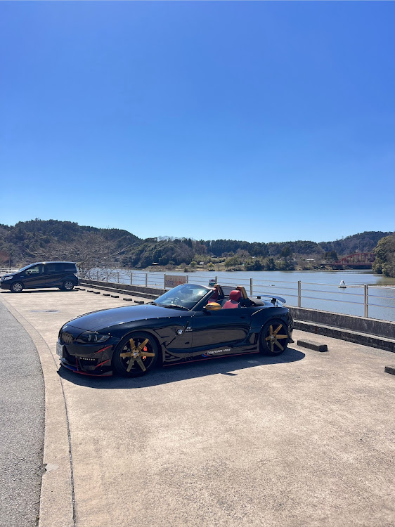 Z4 ロードスターのBMW・e85 z4・プチドライブに関するカスタム事例の投稿画像2枚目