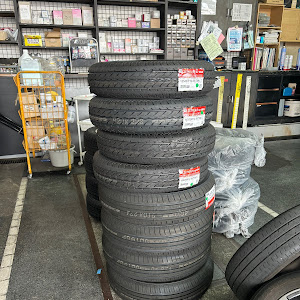 ハイエースバン TRH200V