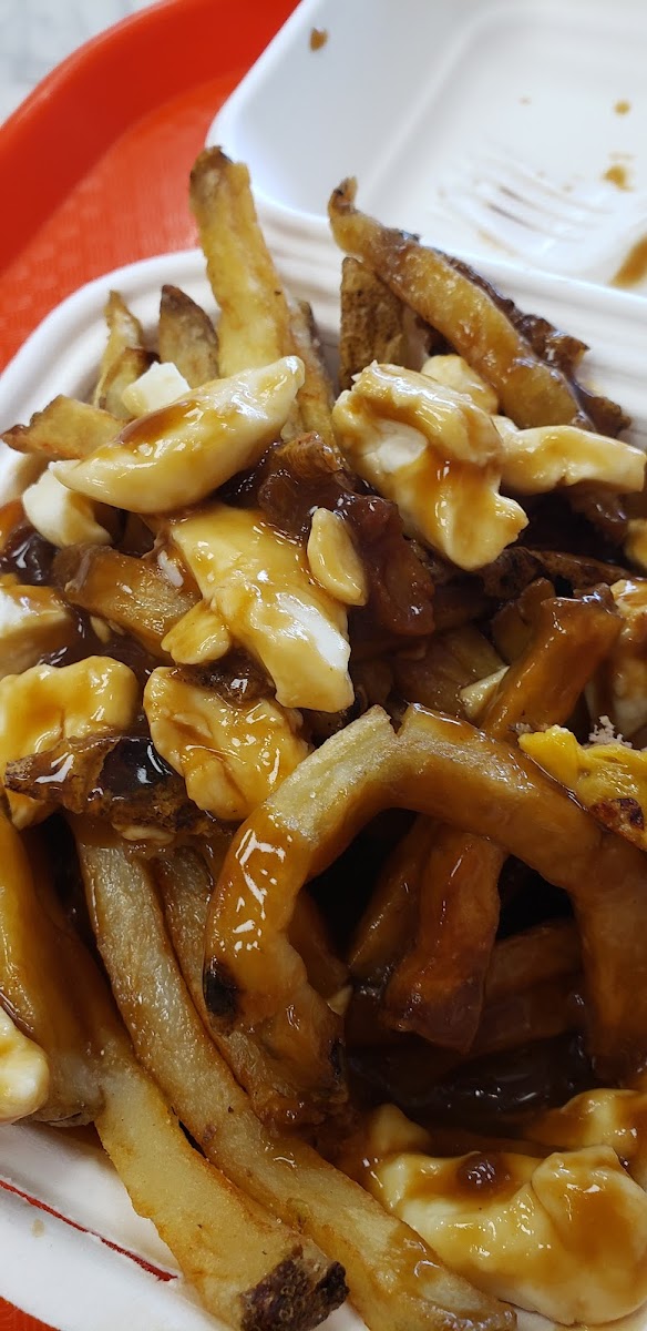 Regular poutine