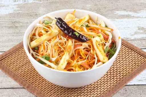 Veg Paneer Hakka Noodles