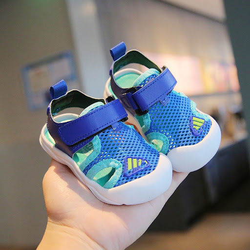 Title 1, Soft soled lightweight toddler shoes for infant...
