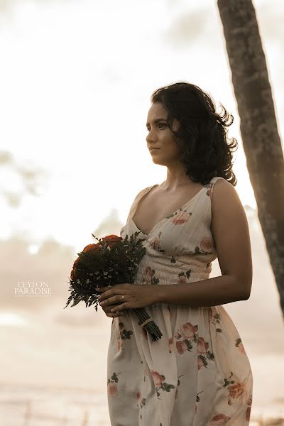 Photographe de mariage Rasindu Jayan (ceylonparadise). Photo du 4 octobre 2023