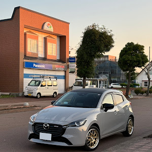 MAZDA2 DJLFS