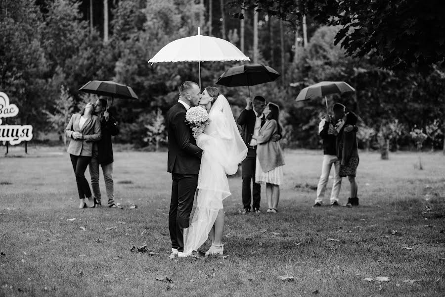 Fotógrafo de bodas Lesia Dubeniuk (lesych). Foto del 5 de abril 2022