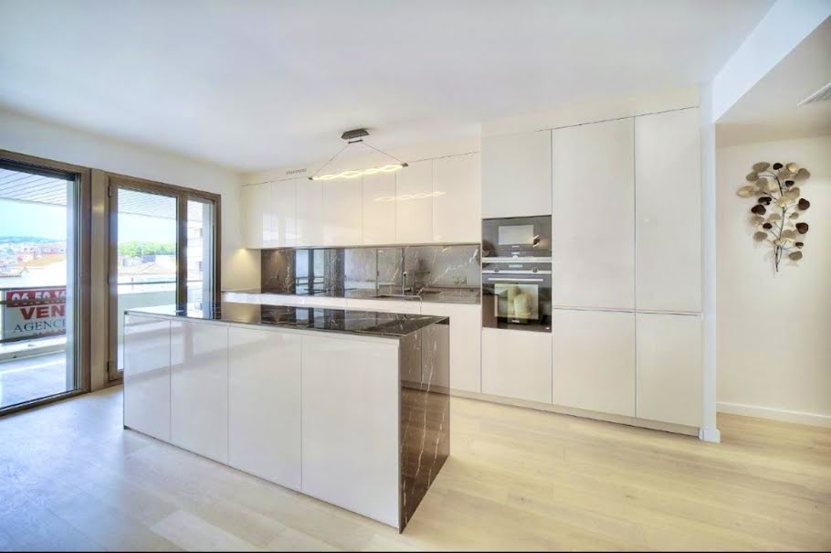 Vente appartement 3 pièces 92 m² à Cannes (06400), 1 780 000 €