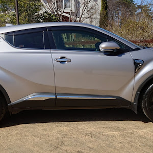 C-HR NGX50