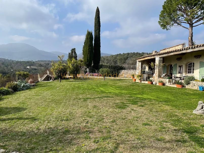 Vente viager 9 pièces 270.27 m² à Saint paul de Vence (06570), 1 220 000 €