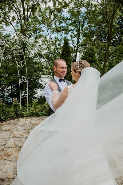 Fotografo di matrimoni Marina Agapova (agapiss). Foto del 1 novembre 2021