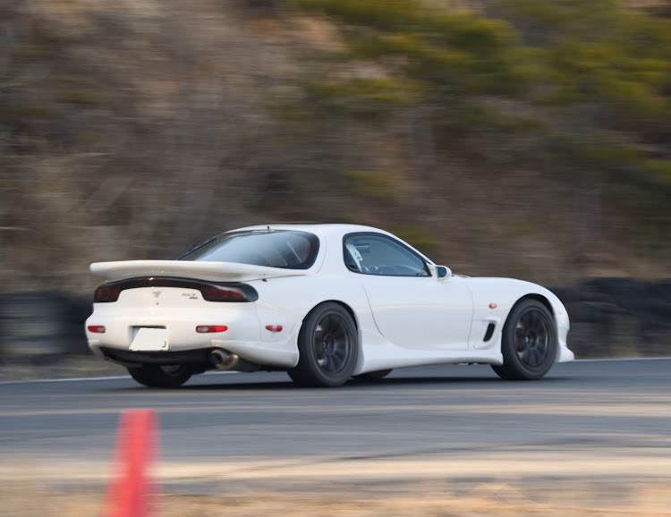 RX-7のTSタカタサーキット・休日出勤です😨に関するカスタム事例の投稿画像5枚目