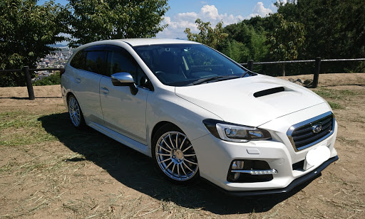 レヴォーグ Vm4のホイール交換 レヴォーグ Advan Racing Advan Flevaに関するカスタム メンテナンスの投稿画像 車のカスタム情報はcartune