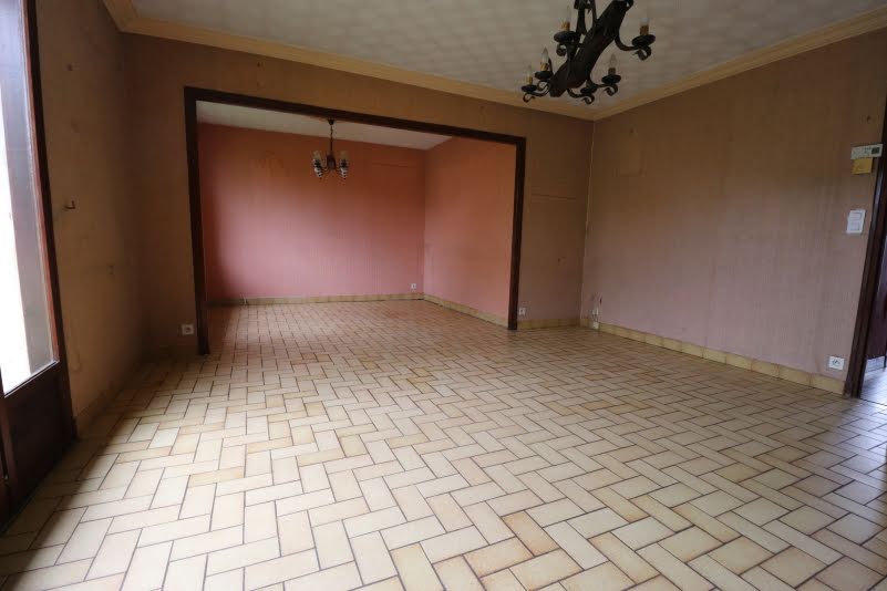 Vente maison 6 pièces 102 m² à Avermes (03000), 157 290 €