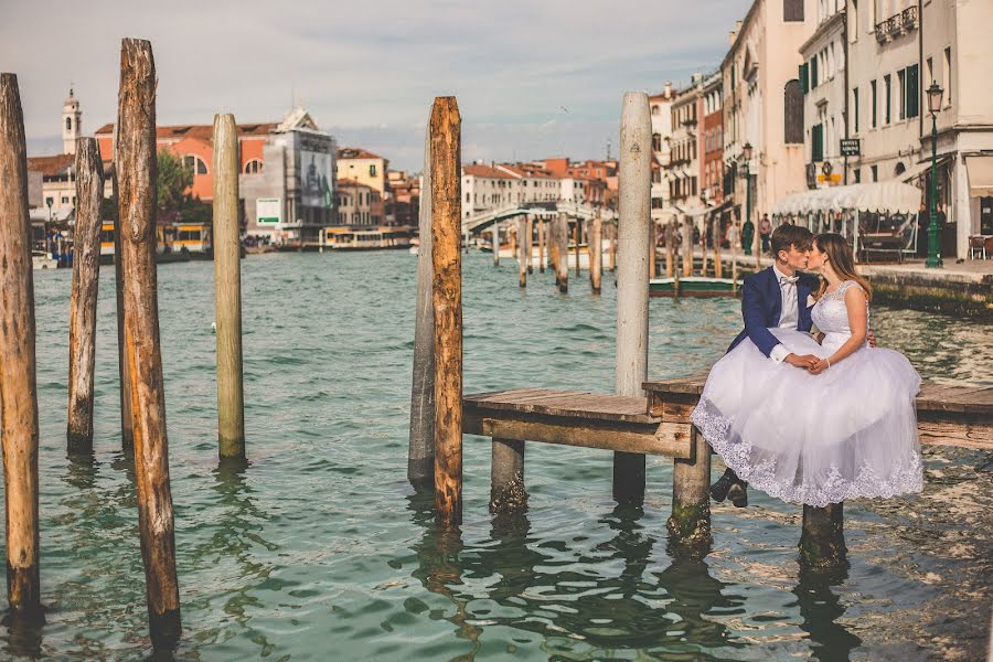 Wedding photographer Lukáš Molnár (molnar11). Photo of 4 April 2017