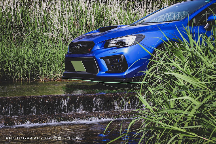 WRX STIのビチョビチョ・フォロワーさんに感謝・水の中はまだ冷たい。・一眼レフ撮影・焼きとうもろこし🌽美味しいよぉに関するカスタム事例の投稿画像6枚目