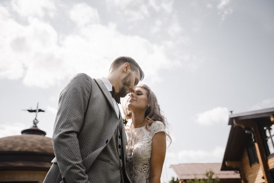 Fotógrafo de casamento Anastasiya Stoyko (stoykonst). Foto de 14 de janeiro 2019