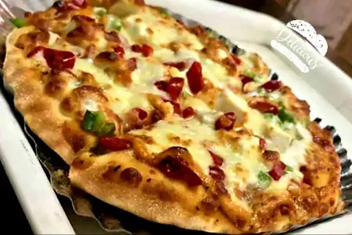 Tandoori Paneer Pizza
