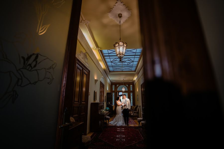 Wedding photographer Cosmin Gorgan (gorgancosmin). Photo of 27 October 2021