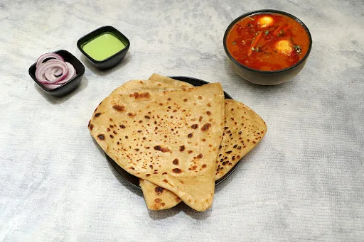 2 Plain Paratha With Egg Curry