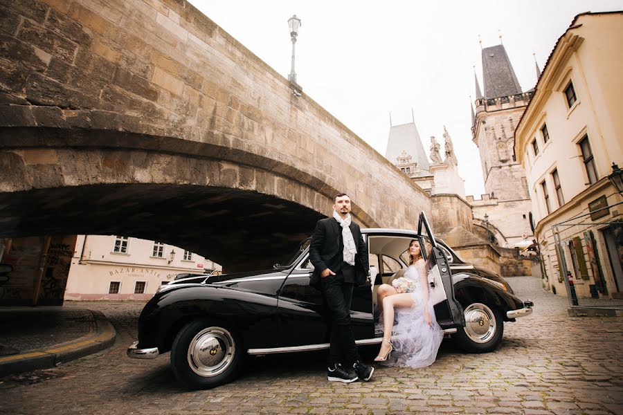 Wedding photographer Roman Lutkov (romanlutkov). Photo of 5 April 2017