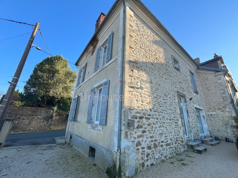 Vente maison 7 pièces 122 m² à Thiviers (24800), 175 000 €