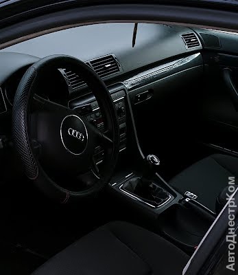 продам авто Audi A4 A4 (8E) фото 5