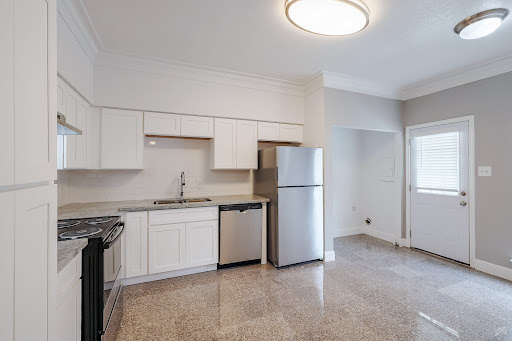 Go to Foxtail Palm Floorplan page.