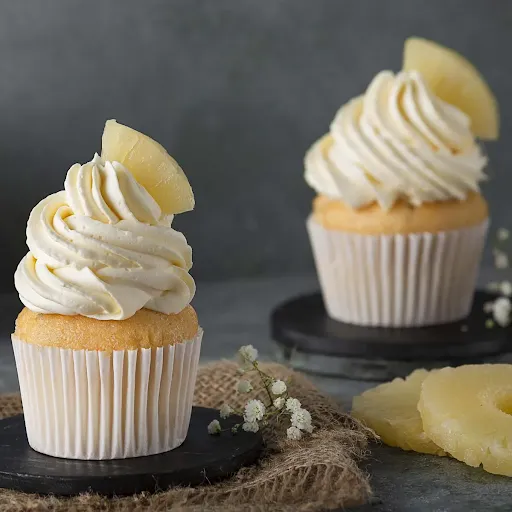 Pineapple Cup Cake