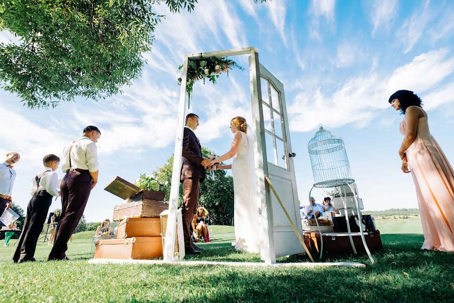 Fotografo di matrimoni Roman Shatkhin (shatkhin). Foto del 2 febbraio 2016